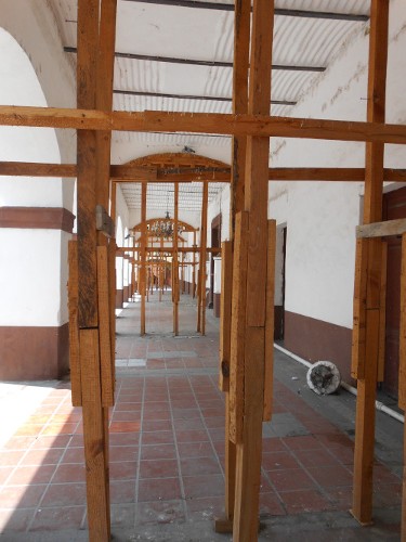 Imagen de Morelos: a más de dos años del sismo (propio), Portales del palacio municipal de Cuautla (atribuido)