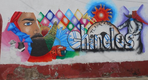Imagen de El grafiti histórico en las calles de Morelos (propio), Grafiti dedicado a los chinelos de Tlayacapan (atribuido)