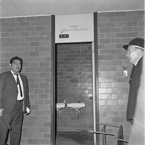 Imagen de MGP2677 (atribuido), Toma Casco detenidos ejército sep 1968 (alternativo)