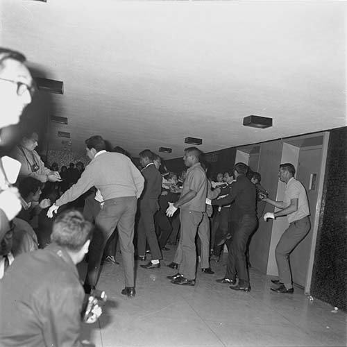 Imagen de MGP3095 (atribuido), Mitin Tlatelolco aprehensión líderes octubre 1968 (alternativo)