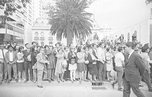 Imagen de MGP2258 (atribuido), Mitin estudiantil zócalo juárez 27 agosto 1968 (alternativo)