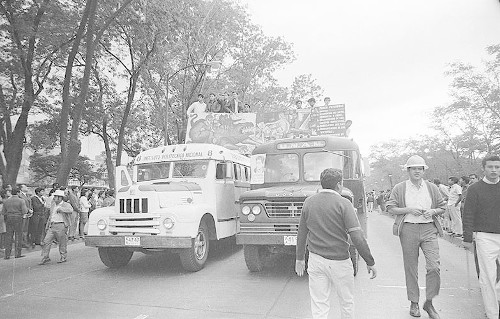 Imagen de MGP2414 (atribuido), Mitin estudiantil zócalo juárez 27 agosto 1968 (alternativo)