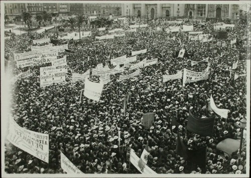 Imagen de Manifestación obrera frente al Palacio Nacional (atribuido)