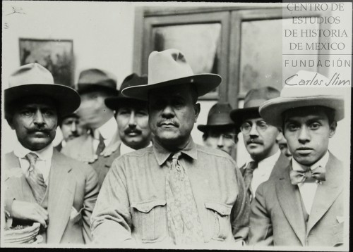 Imagen de El Gral. Benjamín G. Hill en Tacubaya a raíz del triunfo del Plan de Agua Prieta (atribuido)