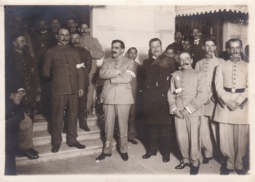 Imagen de Los generales de División. Álvaro Obregón, Pablo González y Benjamín Hill (atribuido)