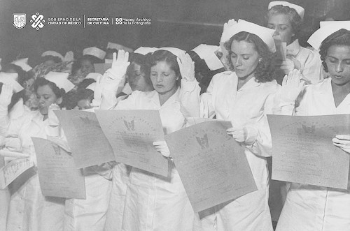 Imagen de Fiesta de graduación de la escuela de enfermeras (propio)