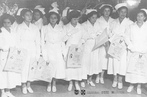 Imagen de Fiesta de graduación de la escuela de enfermeras (propio)