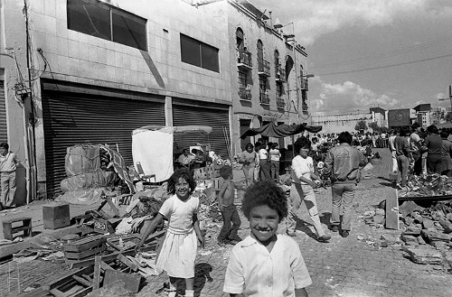 Imagen de Temblor, edificios dañados en el 1er. cuadro, D.D.F. (propio), Temblor, edificios dañados en el primer cuadro, Departamento del Distrito Federal (alternativo)