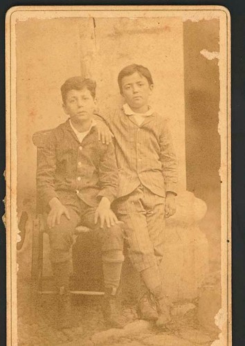 Imagen de Gustavo A. Madero y Francisco I. Madero, niños (atribuido)