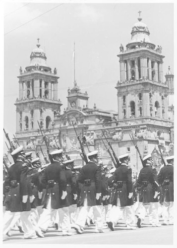 Imagen de Desfile militar