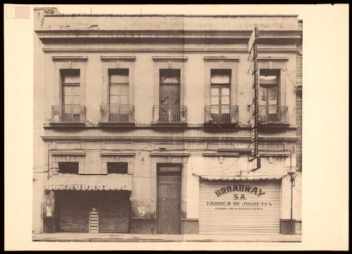 Imagen de Calle de Academia # 43