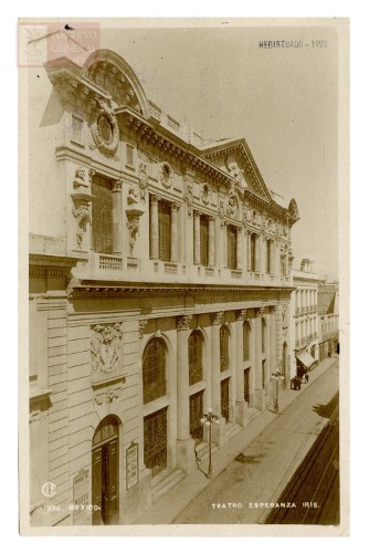 Imagen de "Mexico Teatro Esperanza Iris"