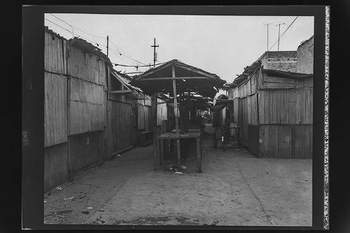 Imagen de Fotografía de arquitectura civil, imagen de un mercado (atribuido)