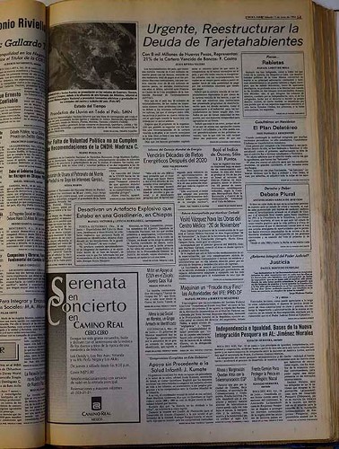 Imagen de Mitin en apoyo al EZLN en el Zócalo; severo caos vial (propio)