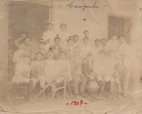 Imagen de Maestro con su grupo de alumnos (atribuido)