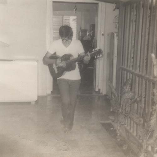 Imagen de Joven con guitarra (atribuido)