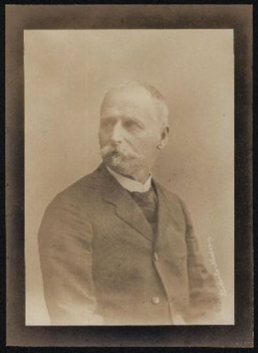 Imagen de Porträtaufnahme von Teobert Maler