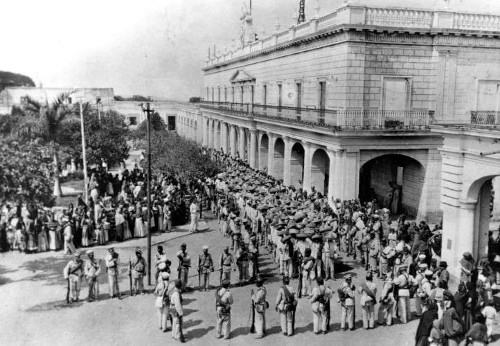 Imagen de Ejército Federal conduce a zapatistas de Cuautla a Cuernavaca
