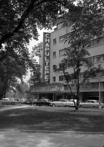 Imagen de Cine Chapultepec, fachada (propio)