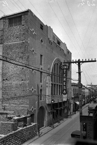 Imagen de Cine Teresa en construcción, vista exterior (atribuido)