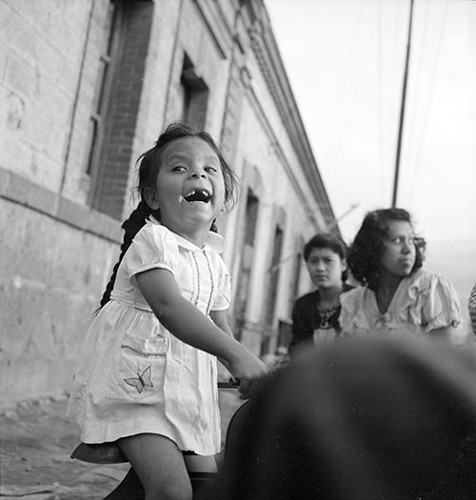 Imagen de Niña sonriendo (atribuido)