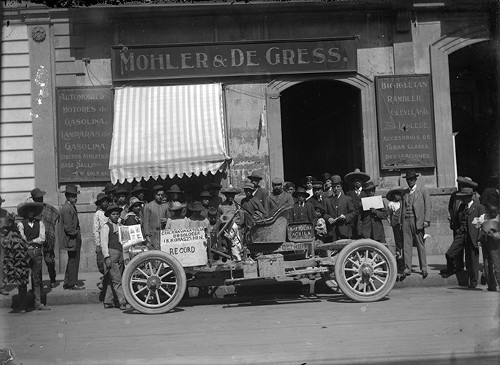 Imagen de Automóvil que hizo el recorrido Cuernavaca-Toluca en tiempo récord (atribuido)