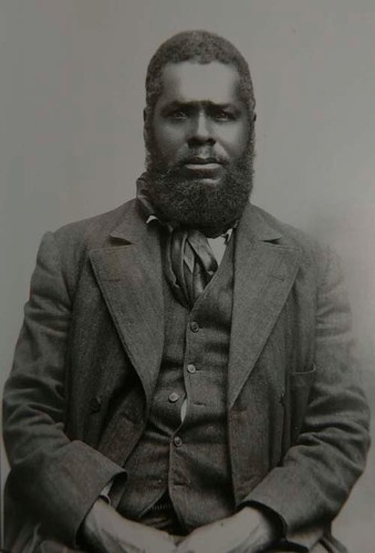 Imagen de Caballero afrodescentiente ataviado elegante (atribuido)