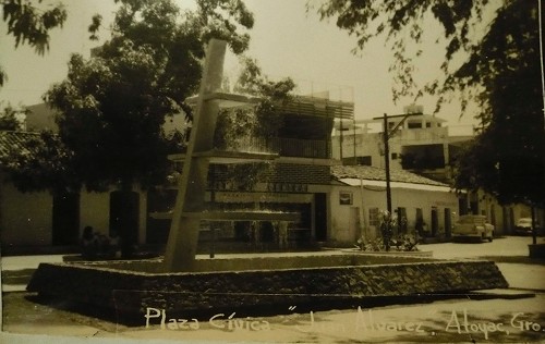 Imagen de Plaza Cívica "Juan Álvarez". Atoyac Gro. (propio)