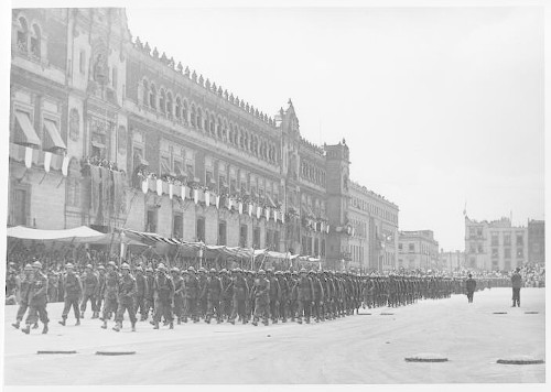 Imagen de Desfile militar