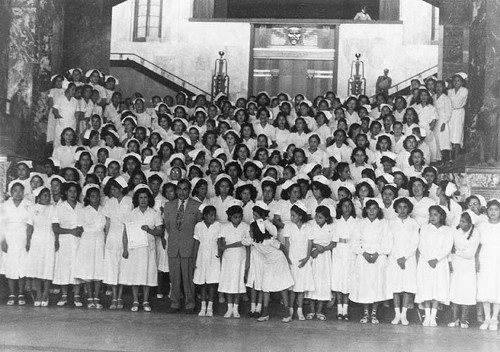 Imagen de Entrega de diplomas a las alumnas femeniles (propio)