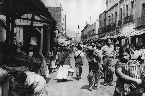 Imagen de Recorrido del General Gómez Velasco por avenida Merced (propio)