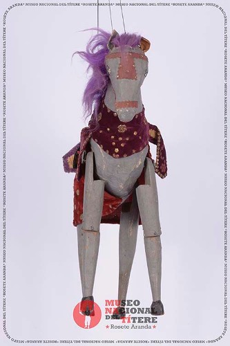Imagen de Caballo gris con manta roja (atribuido)