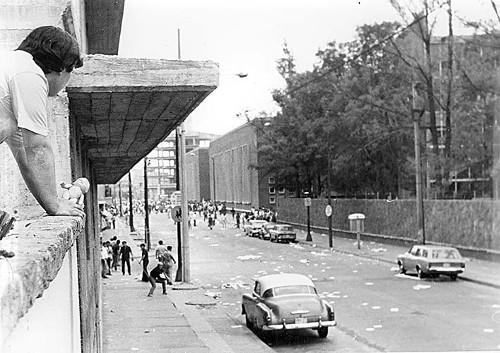 Imagen de Estudiantes y disturbios en las calles de México en el movimiento estudiantil de 1971 (atribuido)