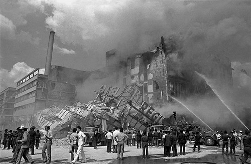 Imagen de Temblor, edificios dañados en el 1er. cuadro, D.D.F. (propio), Temblor, edificios dañados en el primer cuadro, Departamento del Distrito Federal (alternativo)