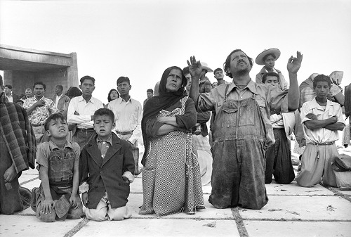 Imagen de Familia católica en peregrinación al Cerro del Cubilete (propio)
