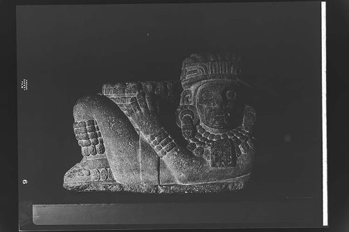 Imagen de Escultura del Chac Mool hallada en el Templo Mayor de Tenochtitlán en el Museo Nacional de Antropología e Historia (atribuido)