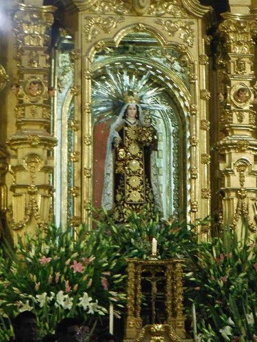 Imagen de La Virgen del Carmen presente en el Altar (atribuido)