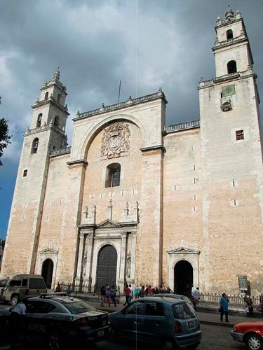 Imagen de La Catedral de Mérida antes de la lluvia (atribuido)