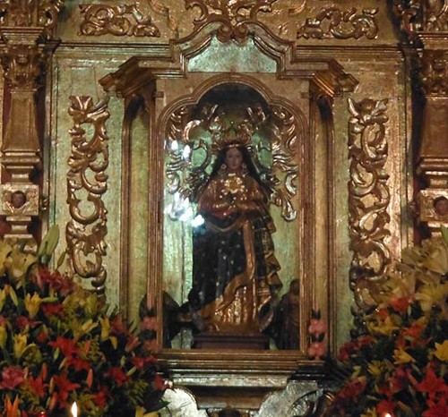 Imagen de Santa María de la Asunción en el altar mayor (atribuido)