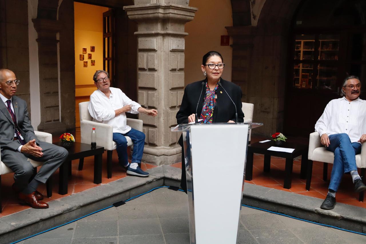 Inauguración de la exposición <i>En el Fondo, no todo son letras</i>, en el Museo de la Cancillería. Palabras de la subsecretaria de Relaciones Exteriores, Teresa Mercado.