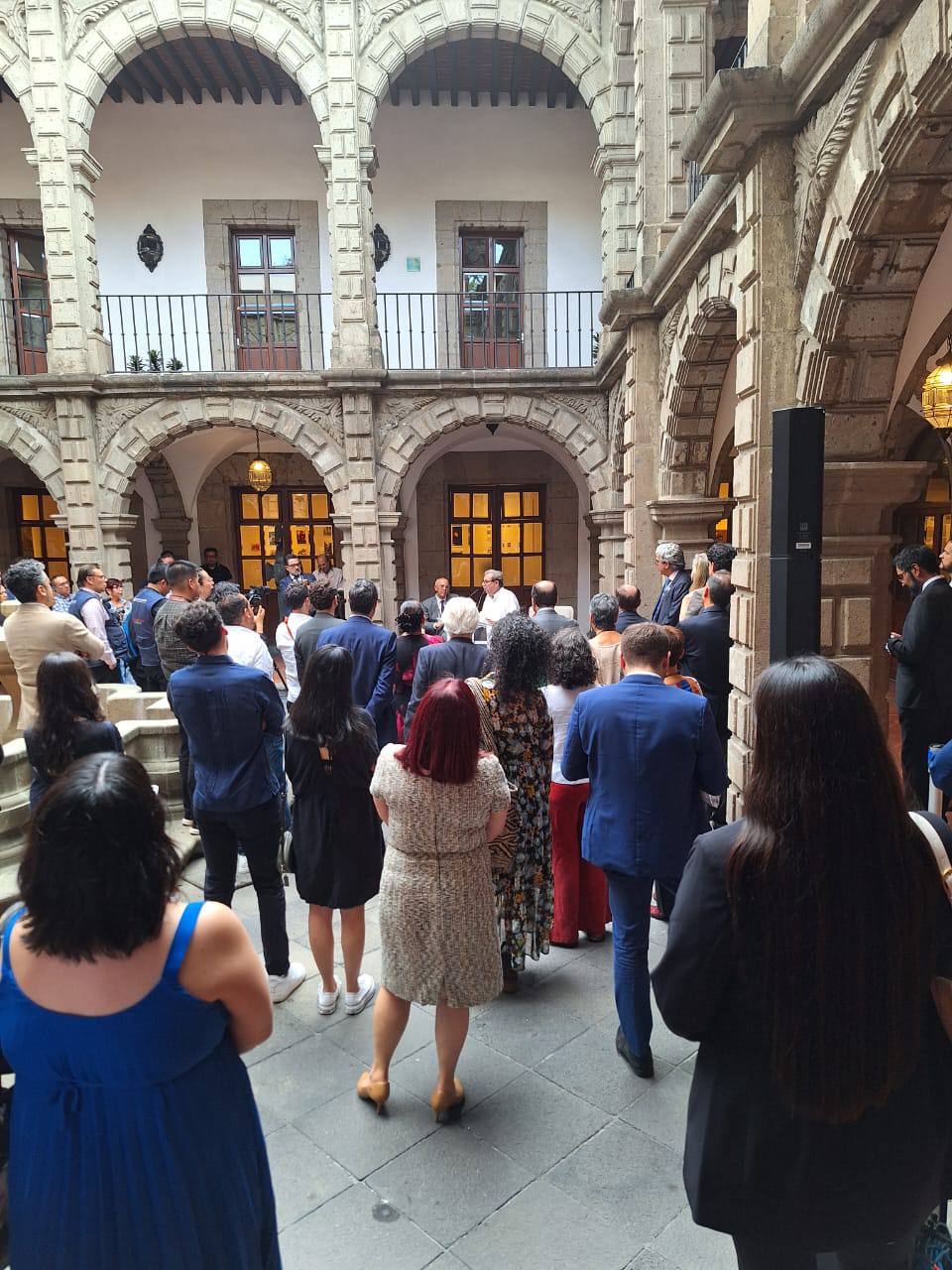 Inauguración de la exposición <i>En el Fondo, no todo son letras</i>.