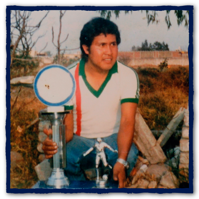 <div class='box-txt-carrusel'>
                                             <div class='pie-foto-box'>
                                            <p class='txt-carrusel'>Ramón Vértiz ganó un partido.</p>
                                             </div>  
                                            <div class='ObjetoDigital'>
                                                    <a href='//memoricamexico.gob.mx/swb/memorica/Cedula?oId=9LQ2AJ8BefUxSyutWq-_' target='_blank' class=''>Ir a recurso</a>
                                              </div>  
                                           </div>