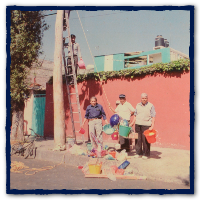  <div class='box-txt-carrusel'>
                                             <div class='pie-foto-box'>
                                               <p class='txt-carrusel'>Palo encebado.</p>
                                             </div>
                                                 <div class='ObjetoDigital'>
                                                       <a href='//memoricamexico.gob.mx/swb/memorica/Cedula?oId=S6YyAJ8B-NpXuE3meg6v' target='_blank' class=''>Ir a recurso</a>
                                                 </div>  
                                              </div>