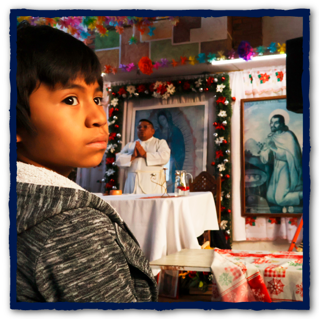 <div class='box-txt-carrusel'>
                                             <div class='pie-foto-box'>
                                                 <p class='txt-carrusel'>Misa para celebrar a la Virgen de Guadalupe.</p>
                                             </div> 
                                            <div class='ObjetoDigital'>
                                                    <a href='//memoricamexico.gob.mx/swb/memorica/Cedula?oId=07Q2AJ8BefUxSyutWa8F' target='_blank' class=''>Ir a recurso</a>
                                              </div>  
                                           </div>