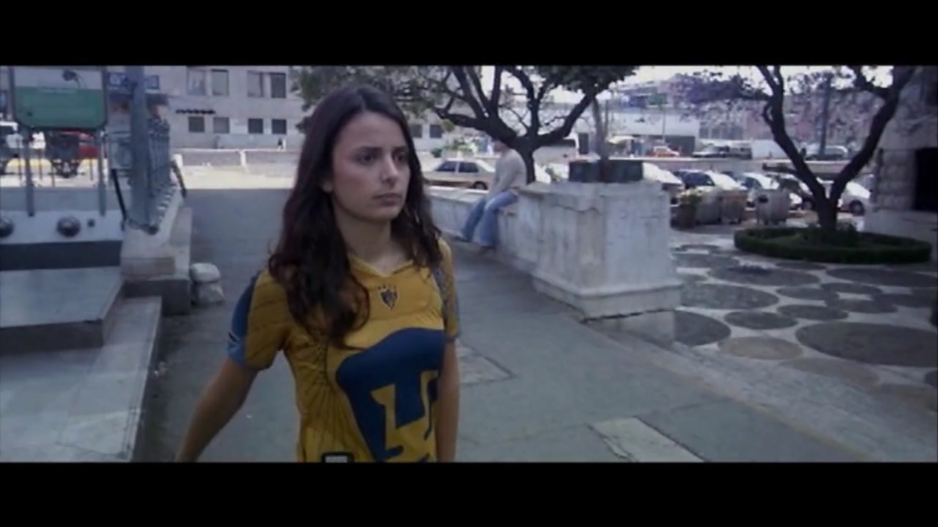 <i>Cómo no te voy a querer</i>
