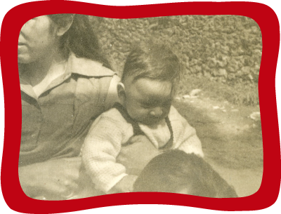 <div class='box-txt-carrusel'>
                                          <div class='pie-foto-box'>
                                                     <p class='txt-carrusel'>LH, <i>Madre y su hijo, Michoacán, <i>ca</i>. 1978.</p>
                                                 </div> 
                                                 <div class='ObjetoDigital'>
                                                    <a href='//memoricamexico.gob.mx/swb/memorica/Cedula?oId=NoL2N5cBLy2m8rnpoimV' target='_blank' class=''>Ir a recurso</a>
                                                 </div>  
                                             </div>