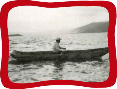 <div class='box-txt-carrusel'>
                                           <div class='pie-foto-box'>
                                                     <p class='txt-carrusel'>LH, <i>Pescador del Lago de Pátzcuaro</i>, <i>ca</i>. 1978.</p>
                                                 </div> 
                                                 <div class='ObjetoDigital'>
                                                    <a href='//memoricamexico.gob.mx/swb/memorica/Cedula?oId=OIL2N5cBLy2m8rnpoimt' target='_blank' class=''>Ir a recurso</a>
                                                 </div>  
                                             </div>