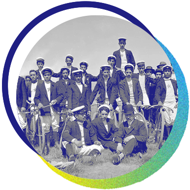 Equipo de ciclismo, retrato de grupo, México, ca. 1905.
