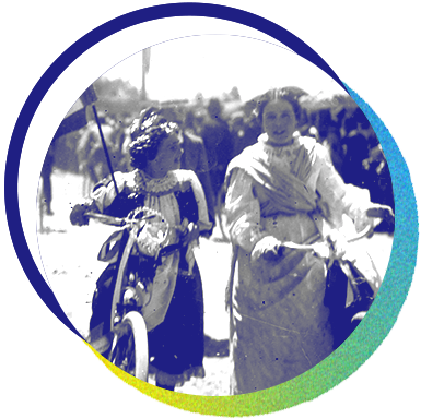Mujeres ciclistas, México, ca. 1916.
