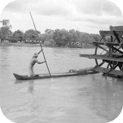 <h4>Barco de vapor navegando por el río Grijalva (<i>ca</i>. 1950).</h4>
                                          
                                            <a href='/swb/memorica/Cedula?oId=Haz1G4sBJajhQtXCyUp8' target='_blank' class='ObjetoDigital'>Recurso digital</a> 